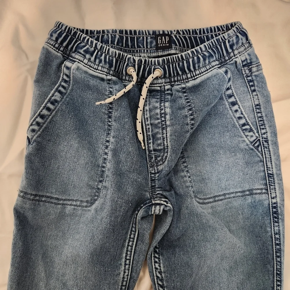 Gap stretch jogger kids size 8